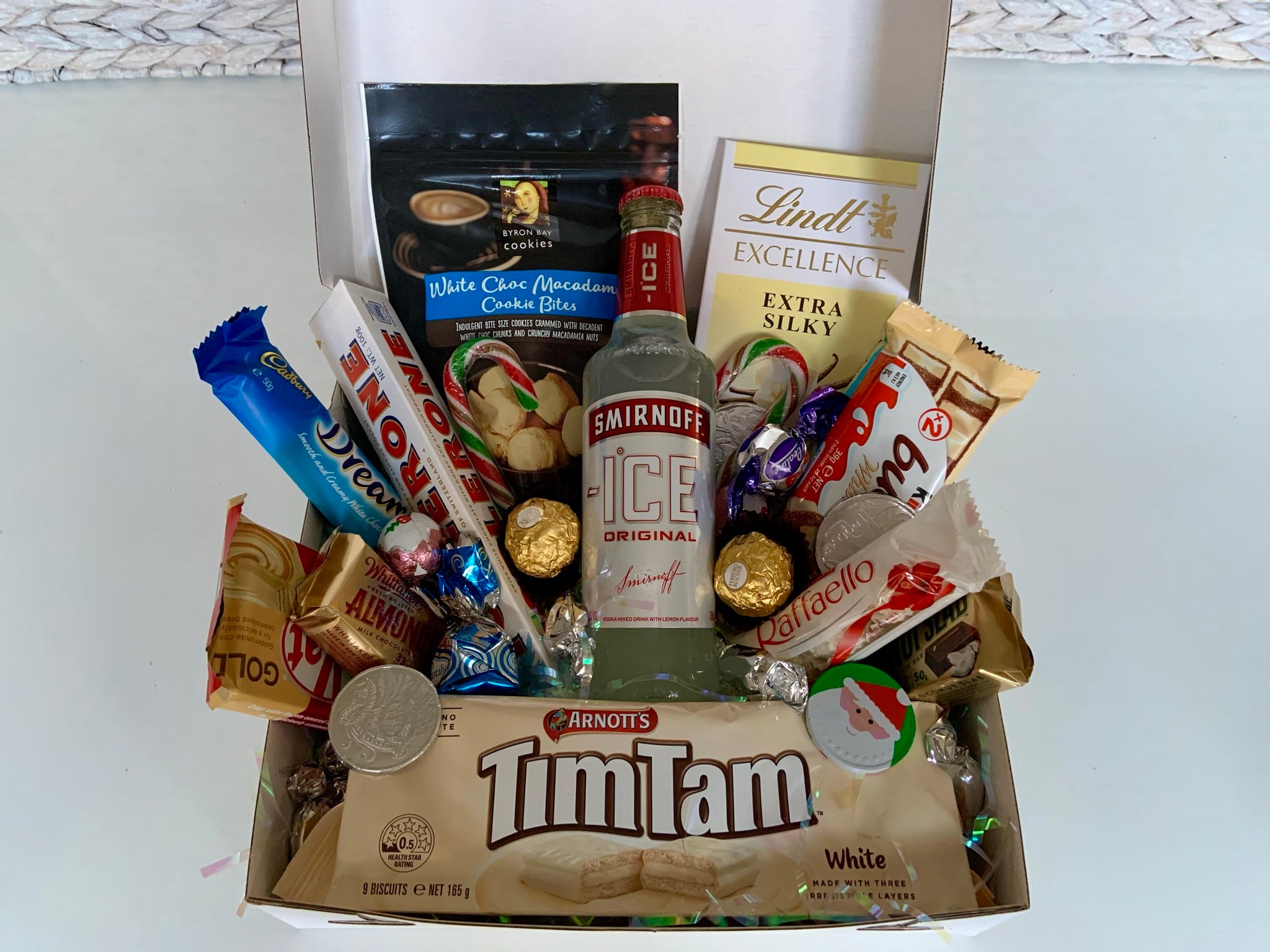 White Christmas Hamper